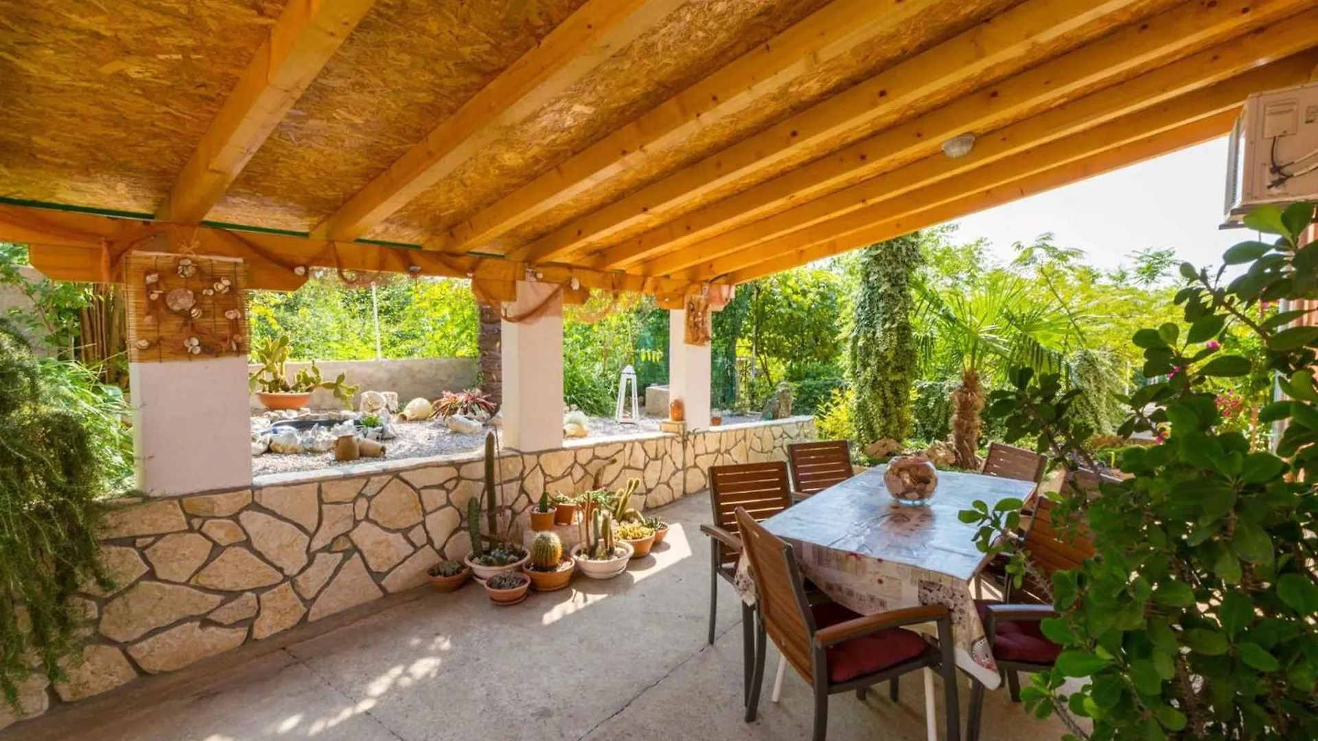 One-Bedroom Apartment In Crikvenica XVIII Dramalj