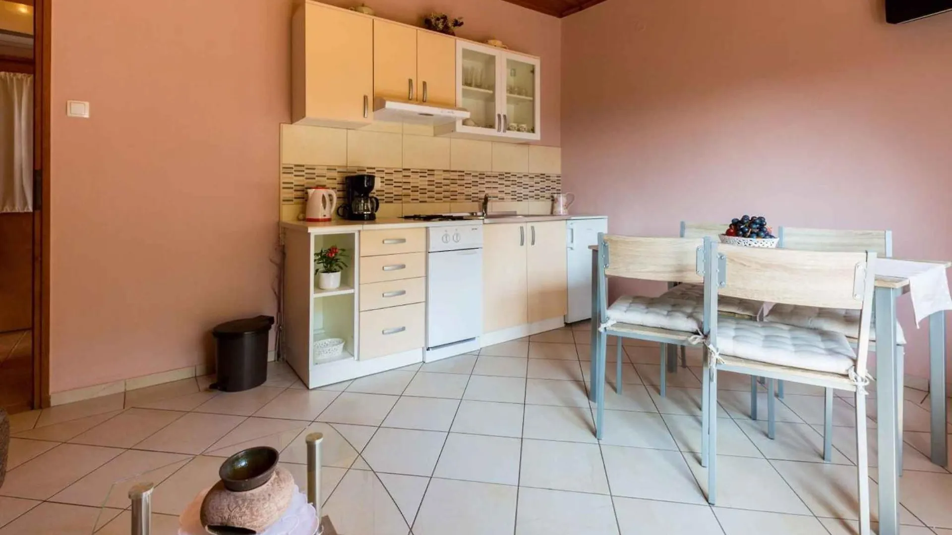 One-Bedroom Apartment In Crikvenica XVIII ドラマリ